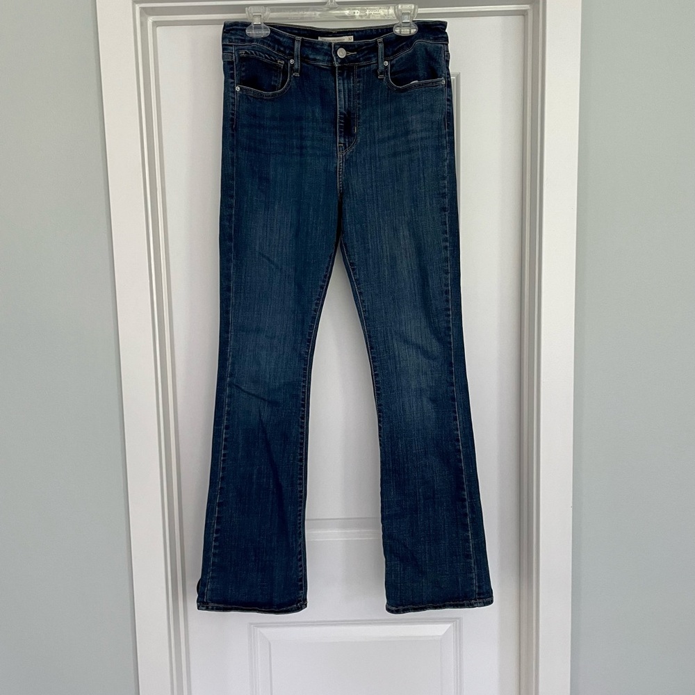 Levi's 725 High-Rise Dark Blue Bootcut Jeans